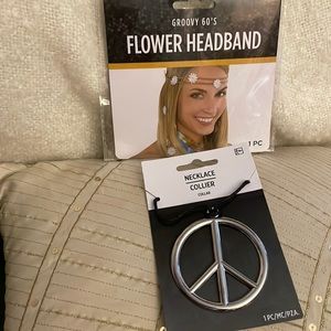 Suit Yourself Costume Co. Groovy 60’s Flower Headband&Peace Necklace Bundle.NWT